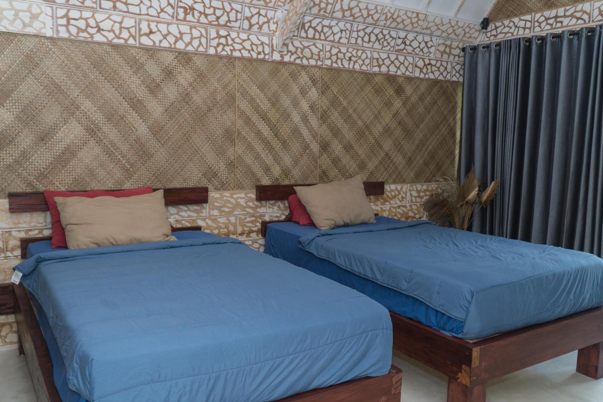 Villa Aranka Tempasan à Sangyang Extérieur photo