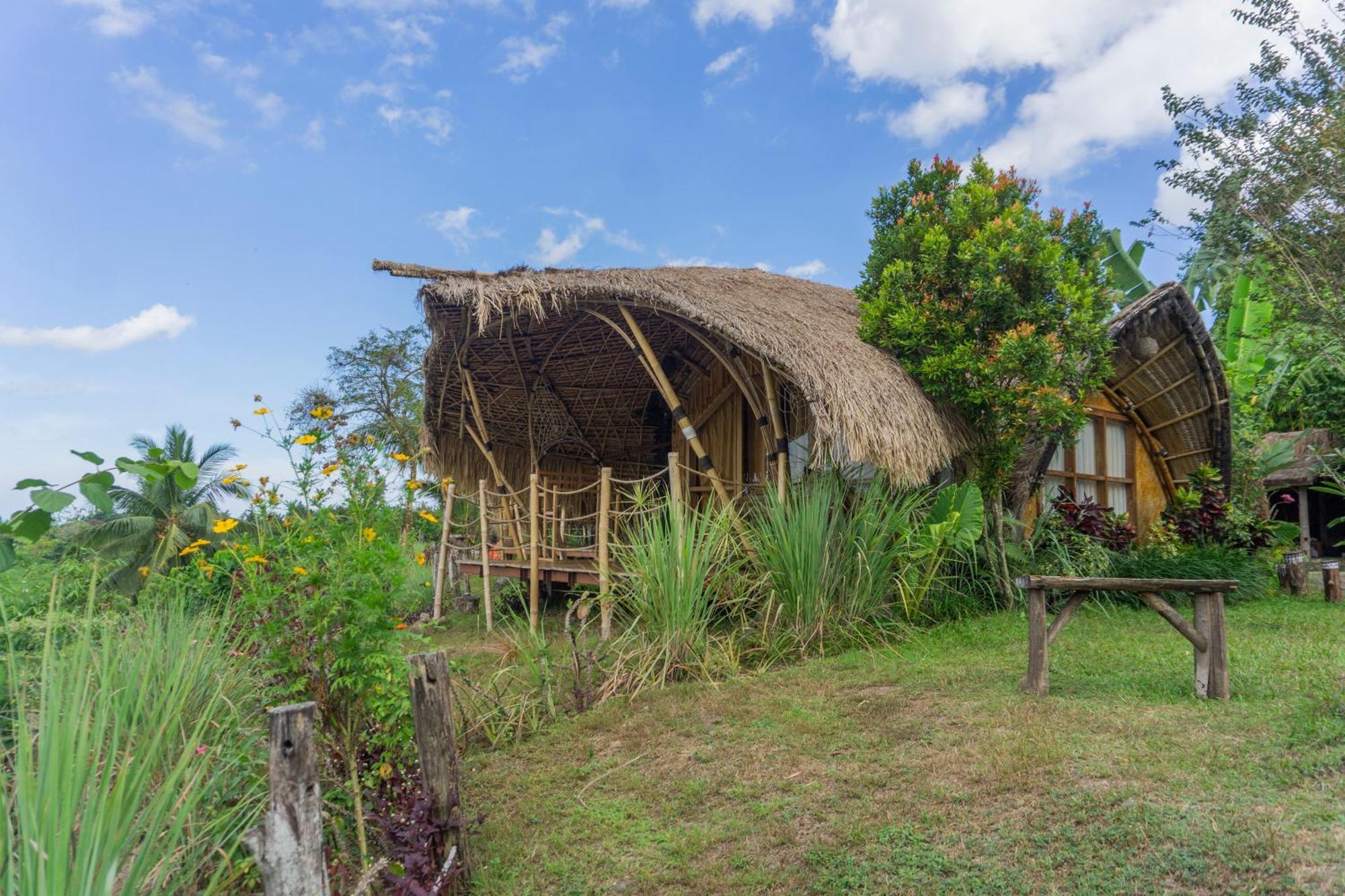 Villa Aranka Tempasan à Sangyang Extérieur photo